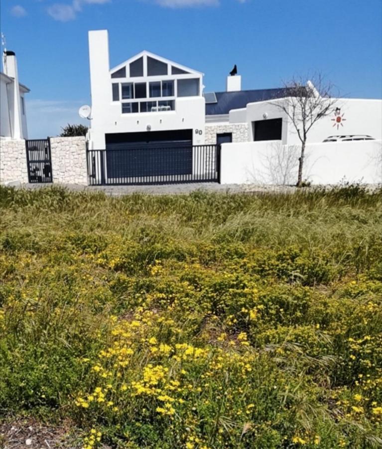 Cottage On Atlantic90 Yzerfontein Exterior photo